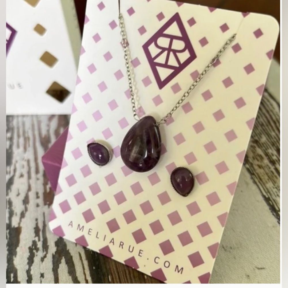 NWT Amelia Rue SET Pear Shaped Natural Amethyst